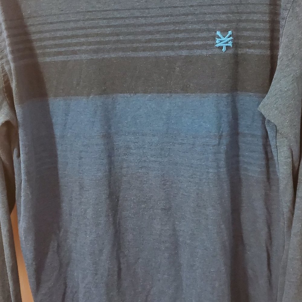 Blue & Black Zoo York shirt